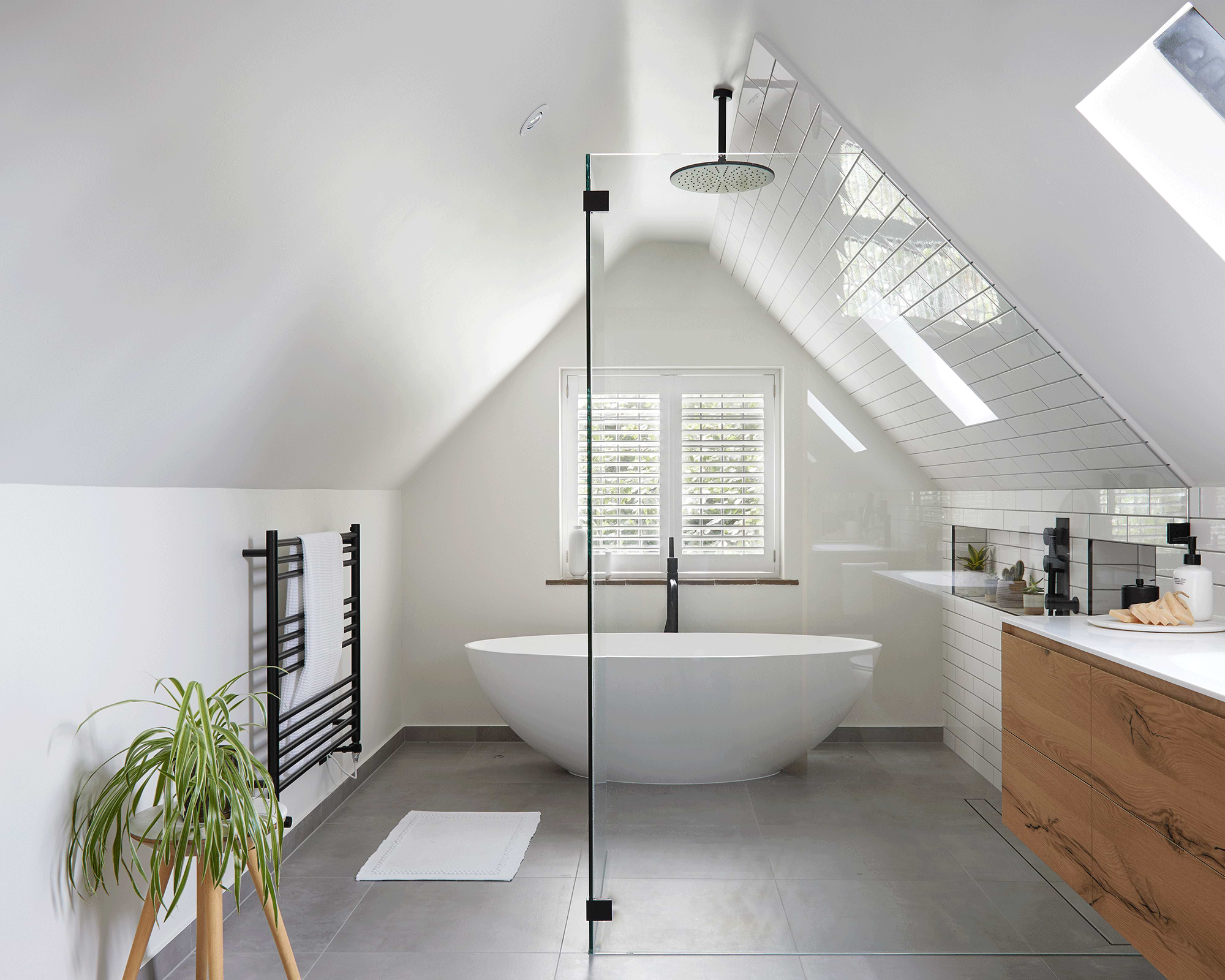 Walk-In Shower Design And Layout