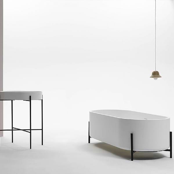 Ex.t Stand Freestanding Bath